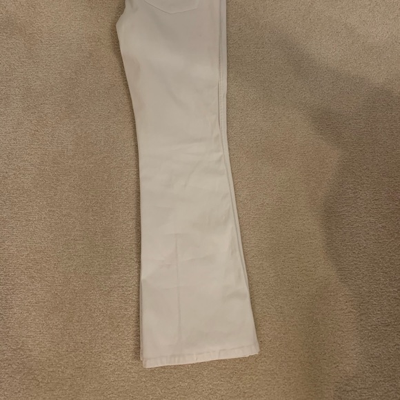 White A Pocket Boot-leg 7 For All Mankind Jeans - Picture 5 of 8